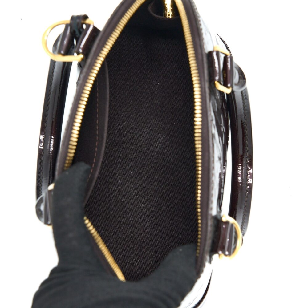 AAA Replica Louis Vuitton LV ALMA BB PATENT AMATANTE GHW