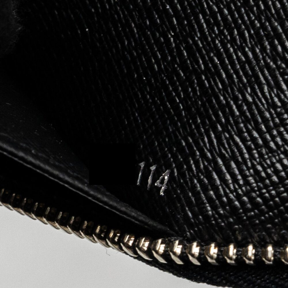 AAA Replica Louis Vuitton LV ZIPPY ORGANISER DAMIER GRAPHITE CANVAS BLACK SHW
