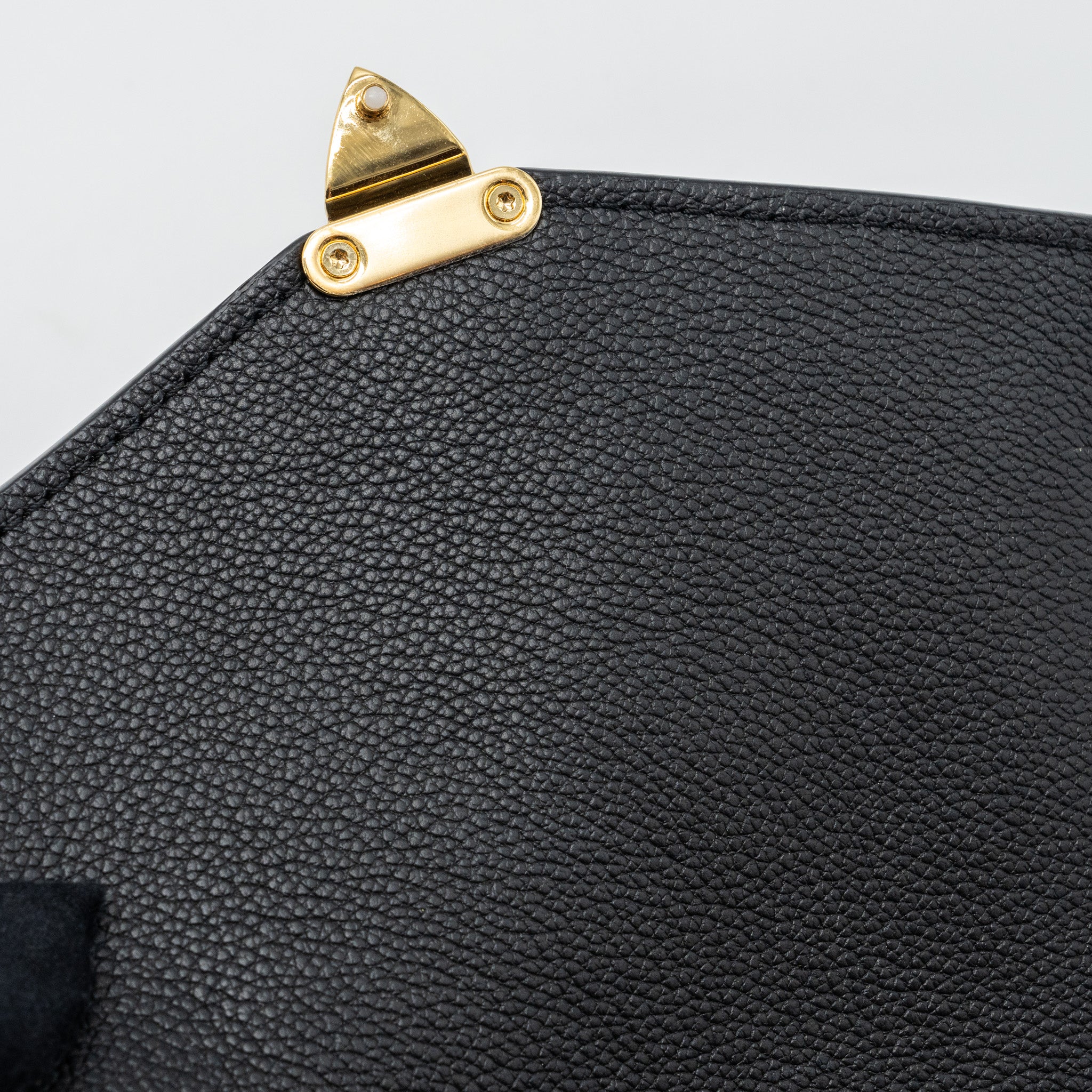 AAA Replica Louis Vuitton LV POCHETTE MÉTIS MONOGRAM EMPREINTE BLACK GHW (NEW VERSION)