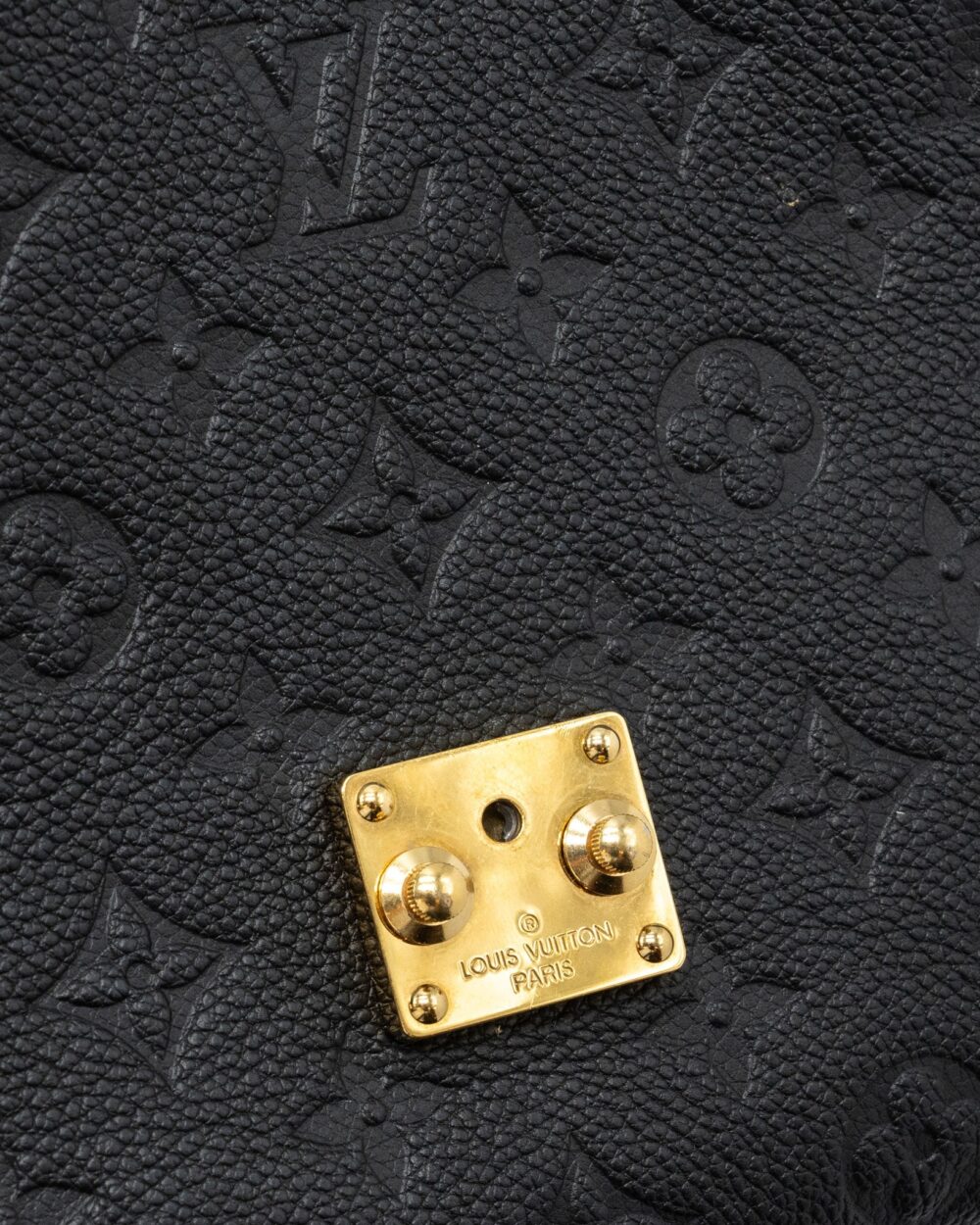 AAA Replica Louis Vuitton LV POCHETTE MÉTIS MONOGRAM EMPREINTE BLACK GHW (NEW VERSION)