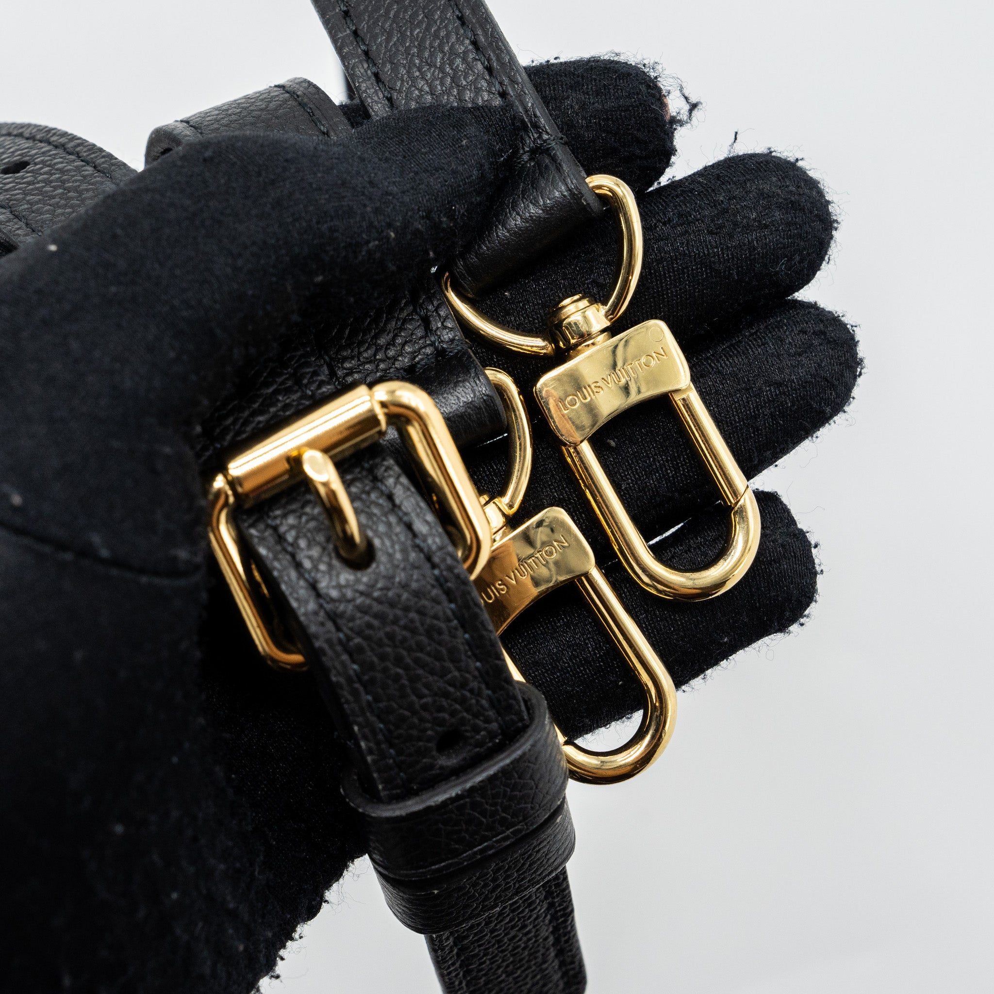 AAA Replica Louis Vuitton LV POCHETTE MÉTIS MONOGRAM EMPREINTE BLACK GHW (NEW VERSION)