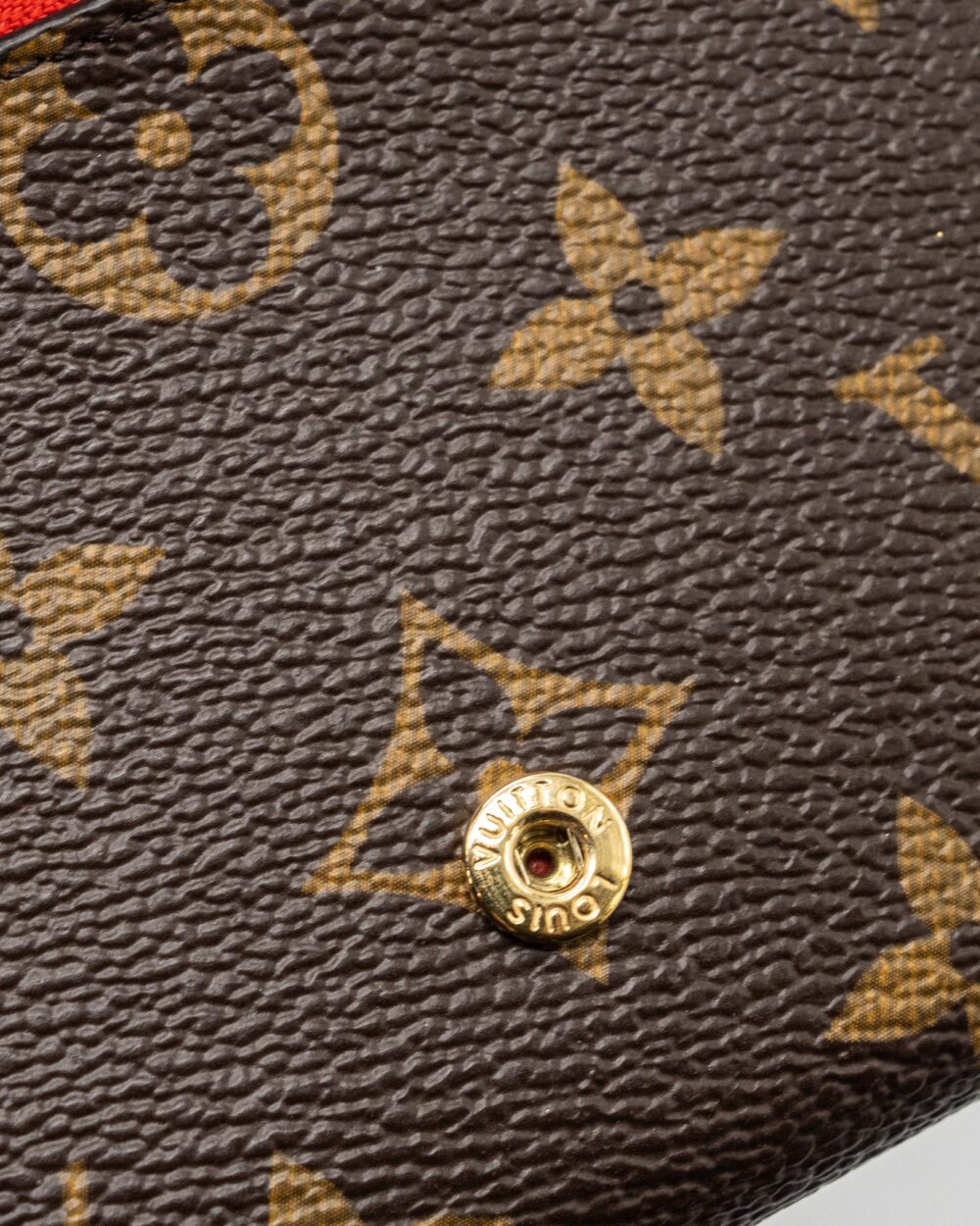 AAA Replica Louis Vuitton LV WALLET VICTORINE ILLUSTRE XMAS POLAR BEAR MONOGRAM CANVAS GHW