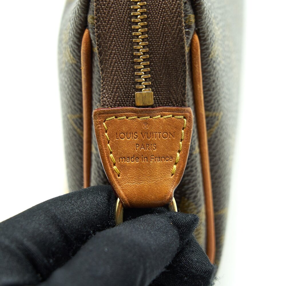 AAA Replica Louis Vuitton LV EVA POCHETTE BAG MONOGRAM CANVAS GHW
