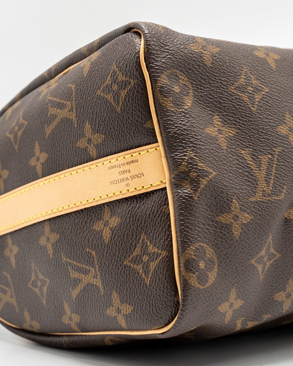 AAA Replica Louis Vuitton LV SPEEDY BANDOULIERE 25 MONOGRAM CANVAS GHW