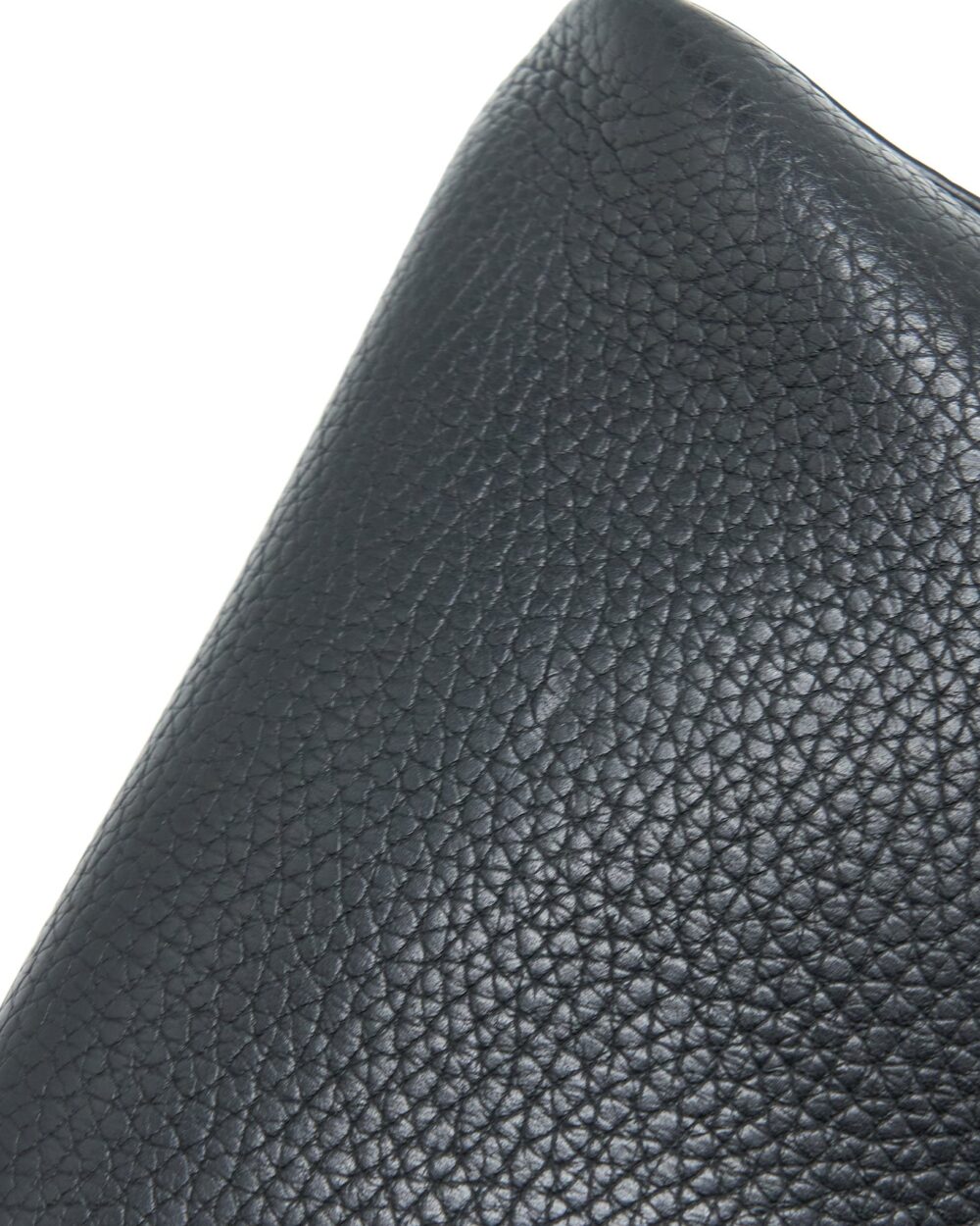 AAA Replica Louis Vuitton LV CAPUCINES BB TAURILLON SO BLACK WITH BLACK HARDWARE