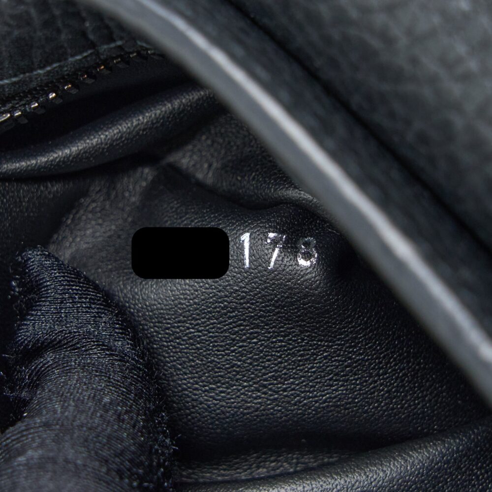 AAA Replica Louis Vuitton LV CAPUCINES BB TAURILLON SO BLACK WITH BLACK HARDWARE