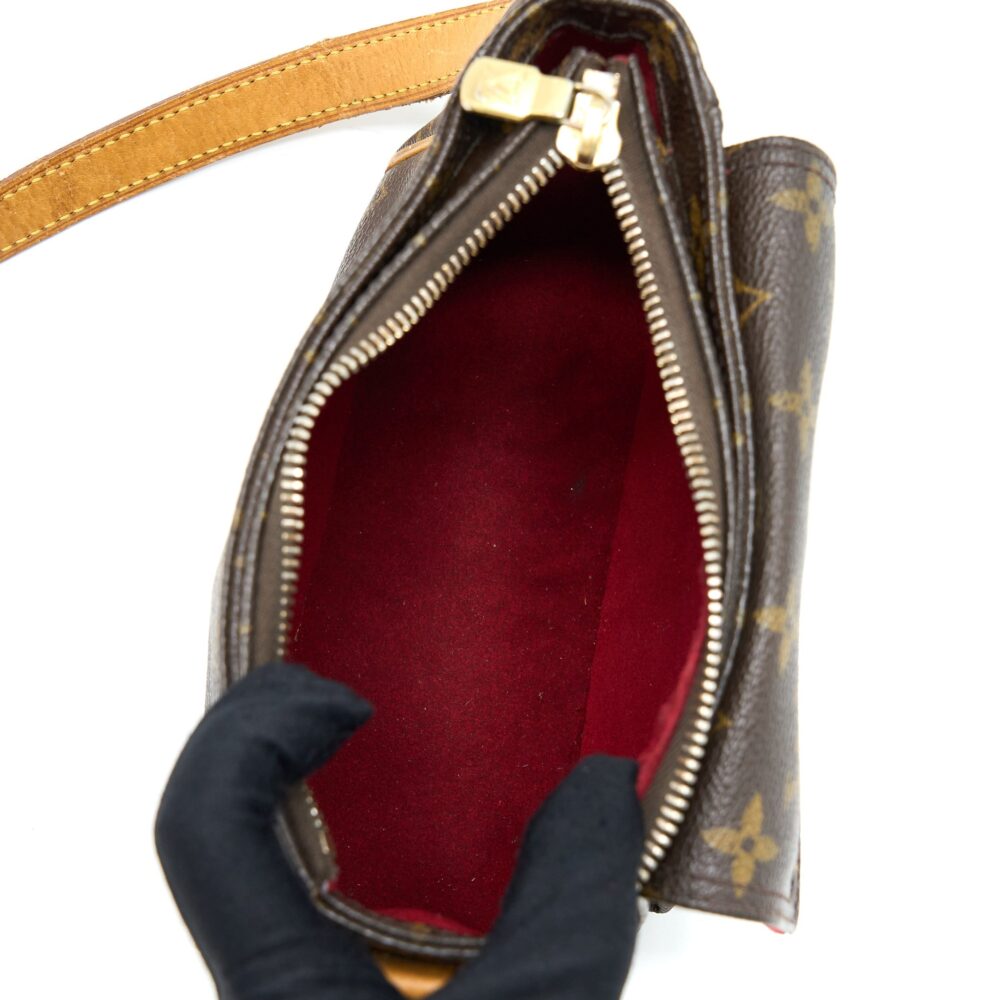 AAA Replica Louis Vuitton LV VINTAGE VIVA CITE PM MONOGRAM CANVAS GHW