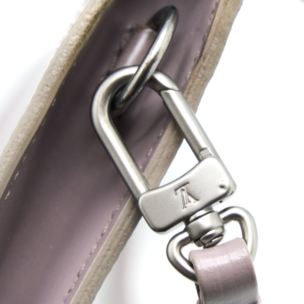 AAA Replica Louis Vuitton LV VINTAGE POCHETTE EPI LIGHT PURPLE BRUSHED SHW