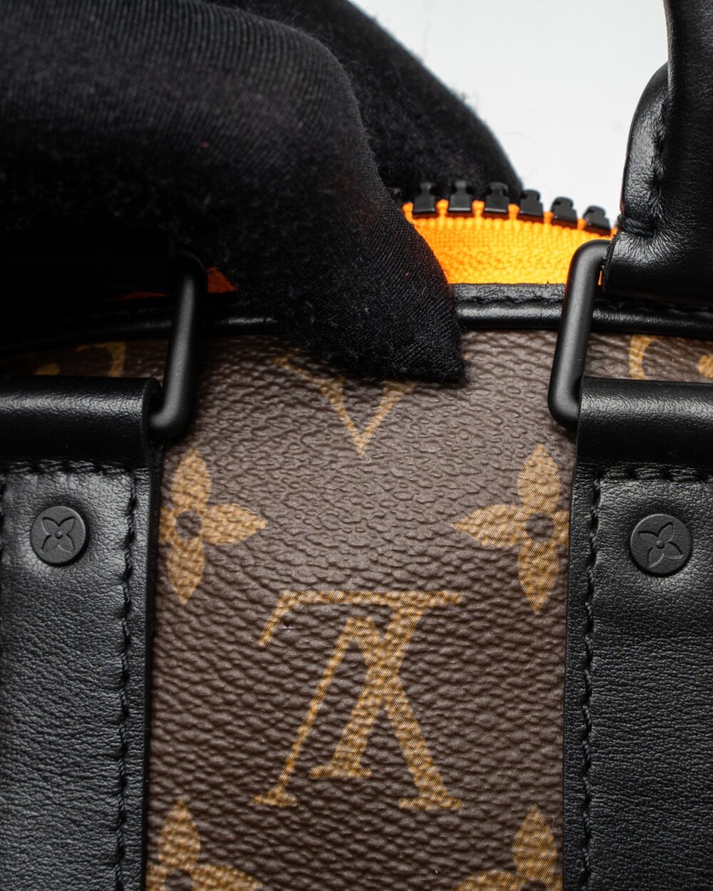 AAA Replica Louis Vuitton LV KEEPALL XS ZOOM WITH FRIENDS MONOGRAM CANVAS BLACK HARDWARE (NEW VERSION)