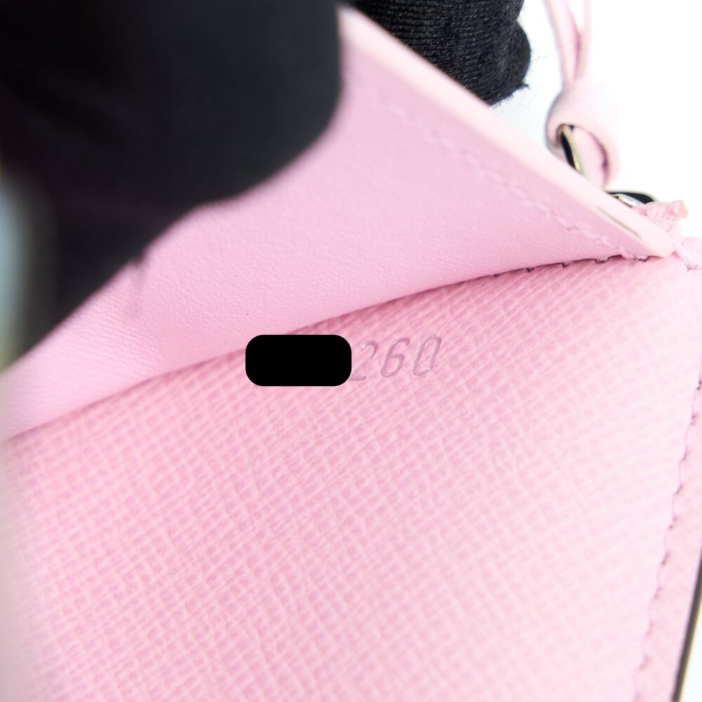AAA Replica Louis Vuitton LV ESCALE VICTORINE WALLET PINK MULTICOLOUR SHW