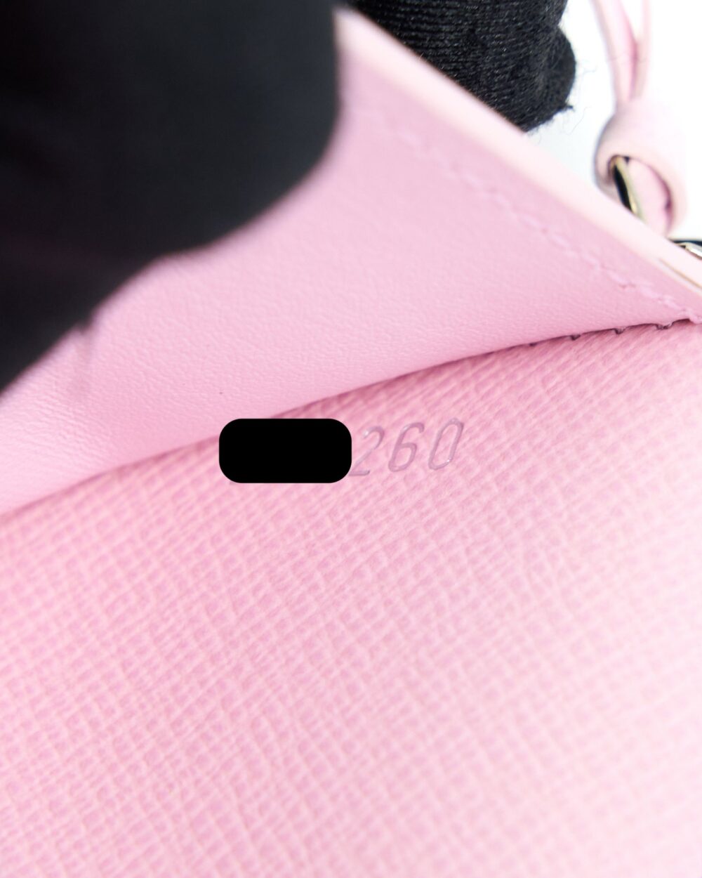 AAA Replica Louis Vuitton LV ESCALE VICTORINE WALLET PINK MULTICOLOUR SHW