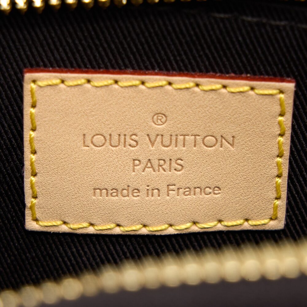 AAA Replica Louis Vuitton LV ALMA BB MONOGRAM VERNIS AMARANTE RED GHW (2022 VERSION)