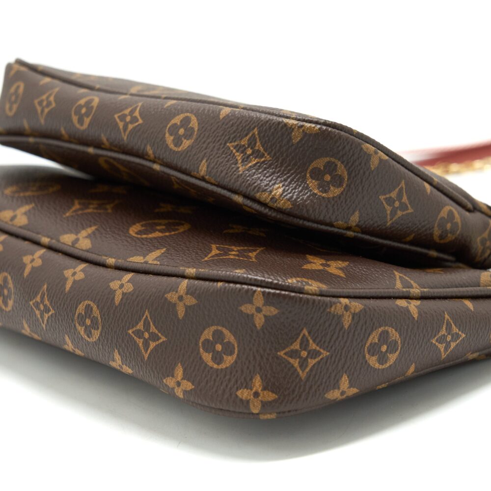 AAA Replica Louis Vuitton LV MULTI POCHETTE ACCESSORIES PINK STRAP