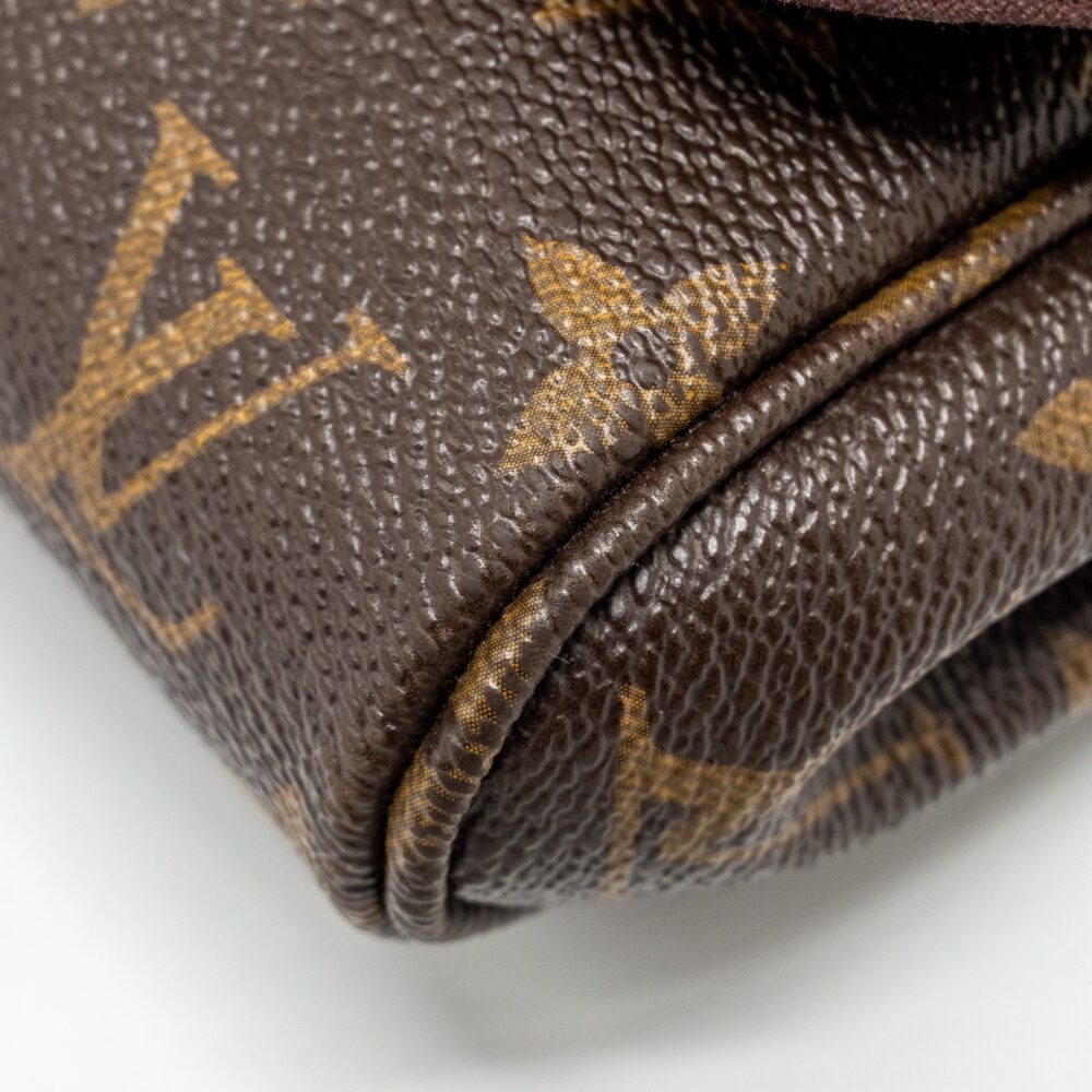 AAA Replica Louis Vuitton LV FAVOURITE PM MONOGRAM CANVAS GHW