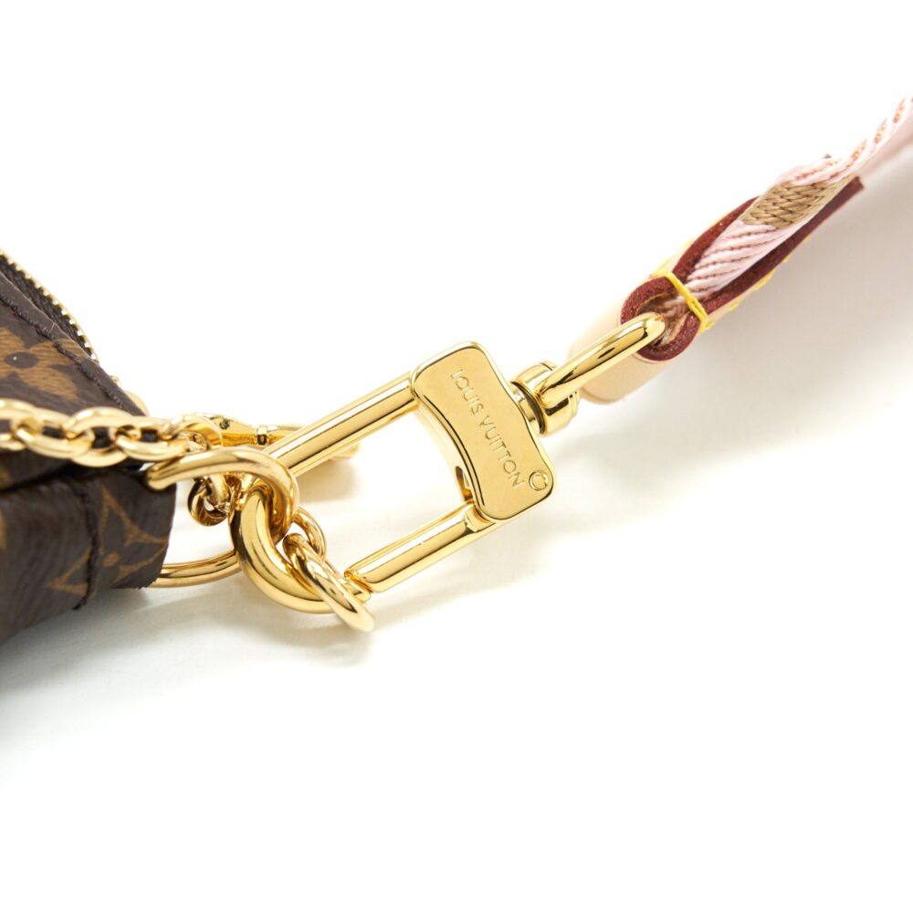 AAA Replica Louis Vuitton LV MULTI POCHETTE ACCESSORIES PINK STRAP