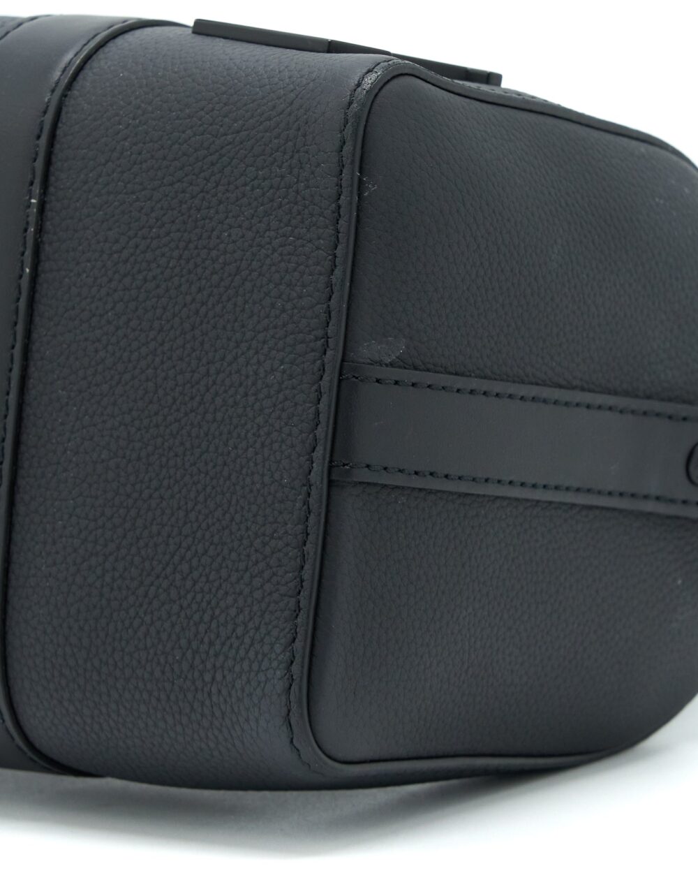 AAA Replica Louis Vuitton LV CITY KEEPALL GRAINED CALFSKIN BLACK WITH BLACK HARDWARE (NEW VERSION)