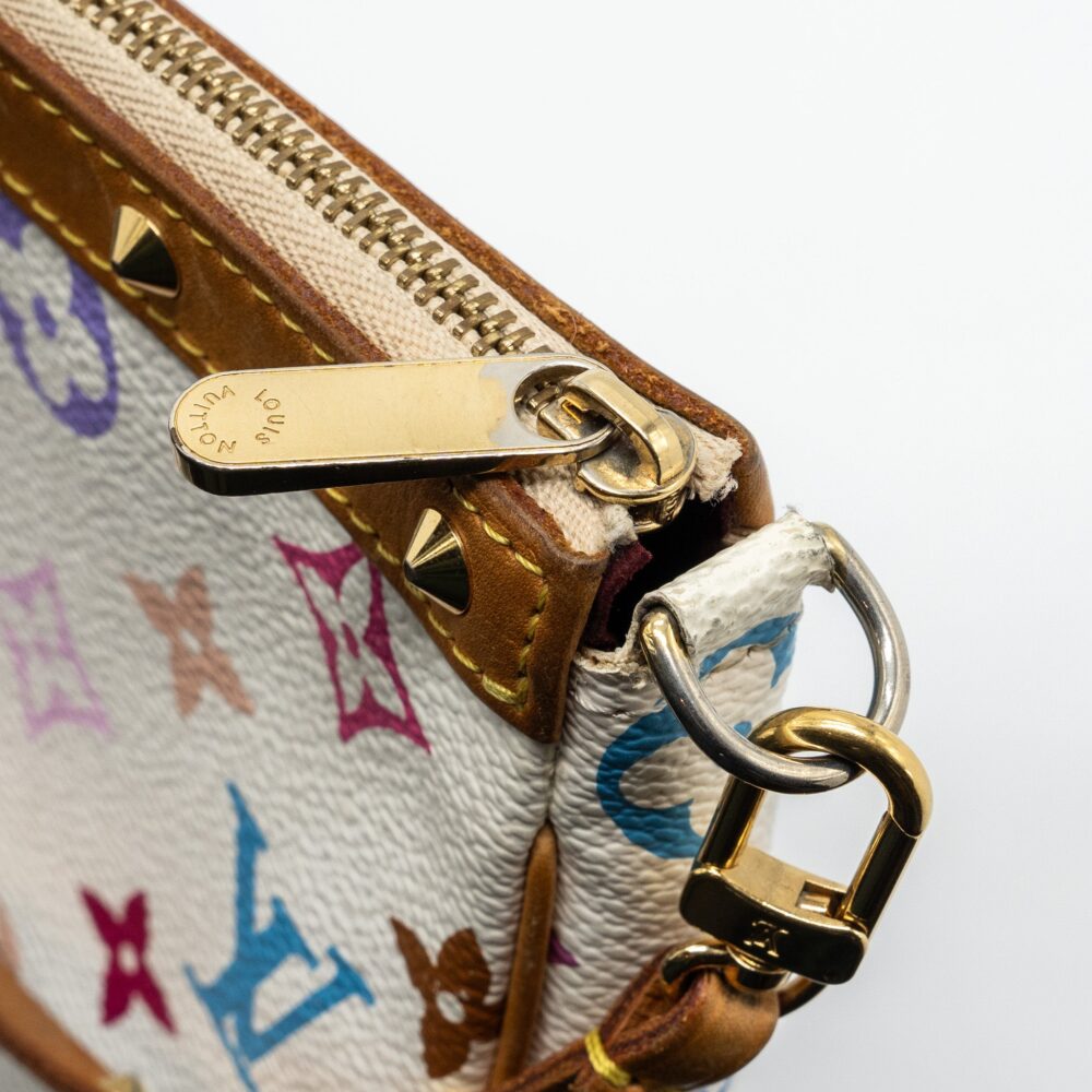 AAA Replica Louis Vuitton LV VINTAGE POCHETTE ACCESSORIES MULTICOLOUR MONOGRAM CANVAS WHITE GHW