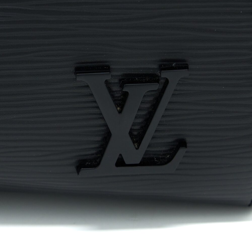 AAA Replica Louis Vuitton LV CLUNY MM EPI BLACK SHW WITH INITIAL S.S