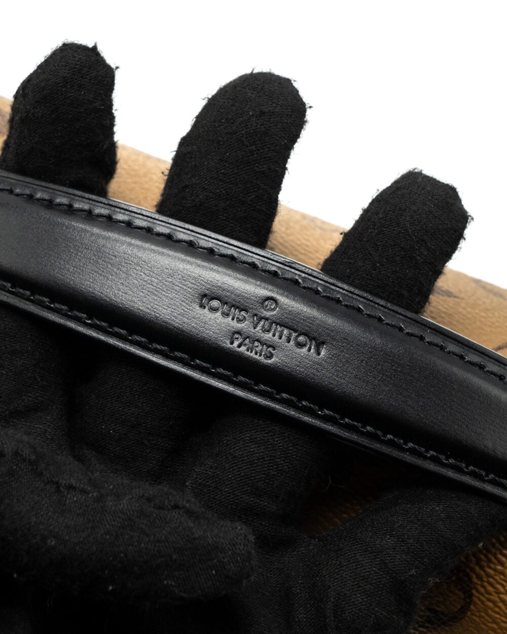 AAA Replica Louis Vuitton LV POCHETTE MÉTIS MONOGRAM REVERSE CANVAS GHW