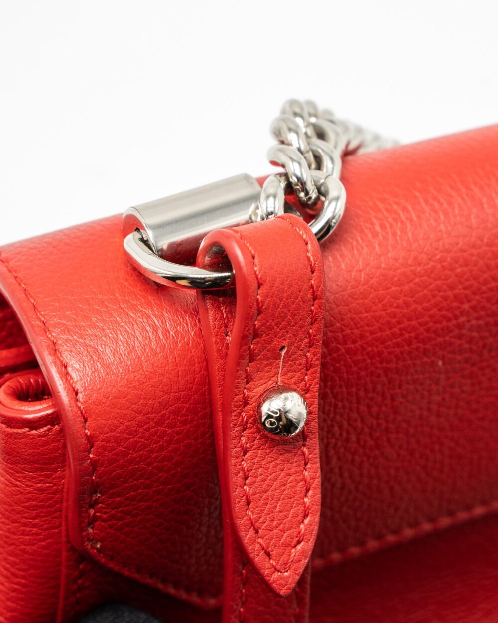 AAA Replica Louis Vuitton LV LOCKME II BB CALFSKIN RUBIS SHW