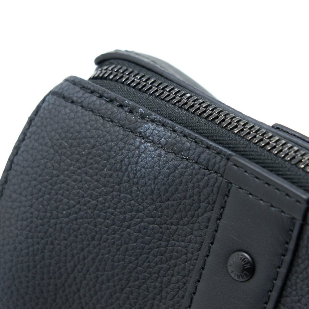 AAA Replica Louis Vuitton LV CITY KEEPALL GRAINED CALFSKIN BLACK WITH BLACK HARDWARE (NEW VERSION)