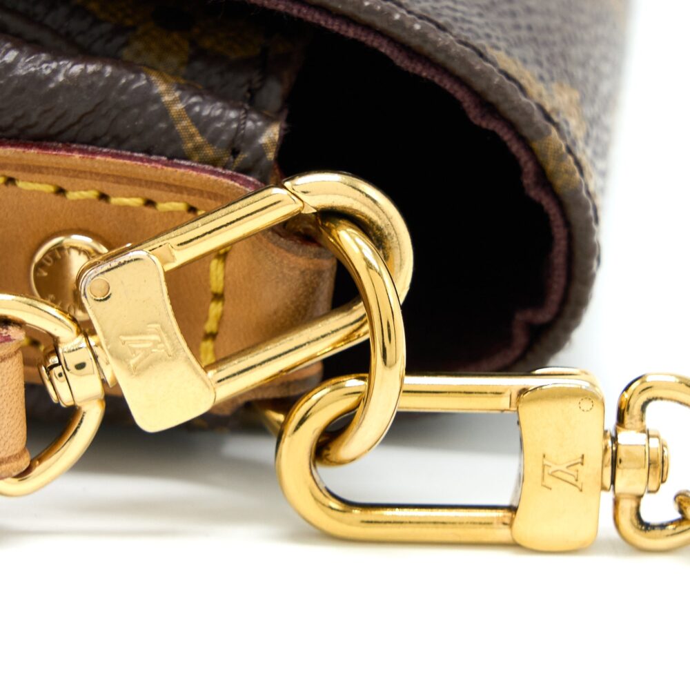 AAA Replica Louis Vuitton LV FAVORITE PM MONOGRAM CANVAS GHW