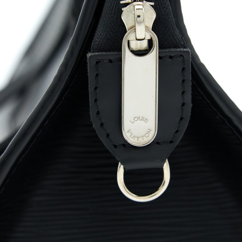 AAA Replica Louis Vuitton LV MADELEINE PM EPI BLACK SHW