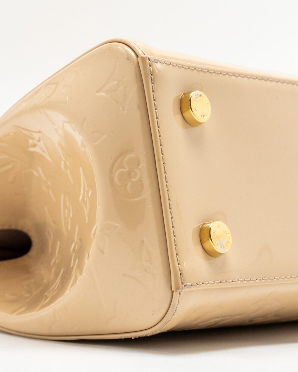 AAA Replica Louis Vuitton LV VERNIS BREA MM PATENT MONOGRAM BEIGE GHW