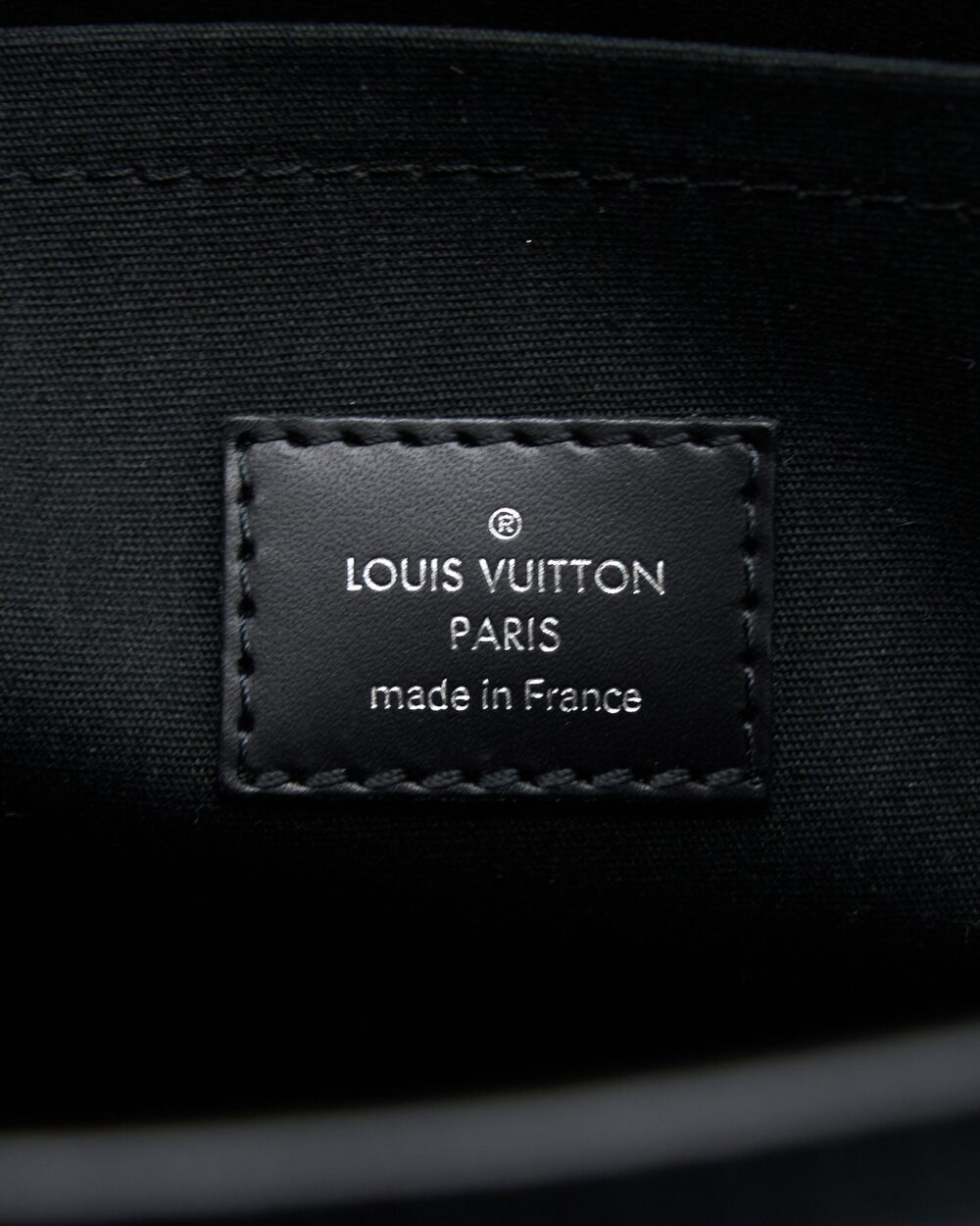 AAA Replica Louis Vuitton LV MADELEINE PM EPI BLACK SHW