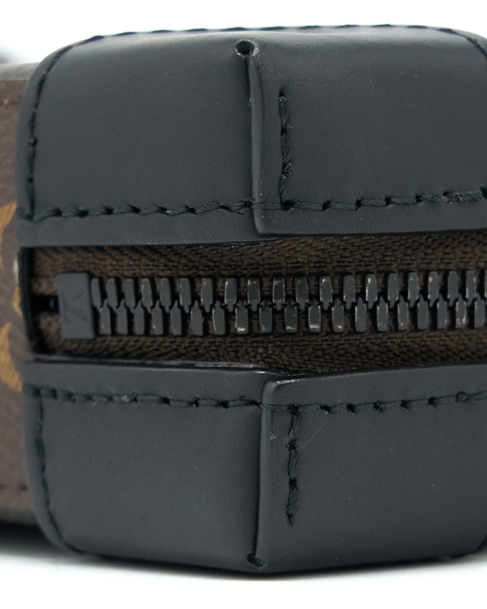 AAA Replica Louis Vuitton LV SOFT TRUNK WALLET TAIGA/MONOGRAM CANVAS KHAKI GREEN BLACK HARDWARE