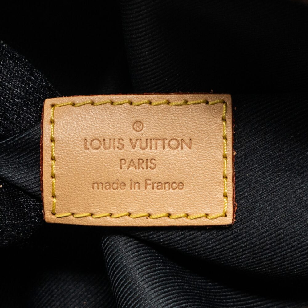 AAA Replica Louis Vuitton LV BUM BAG MONOGRAM CANVAS GHW