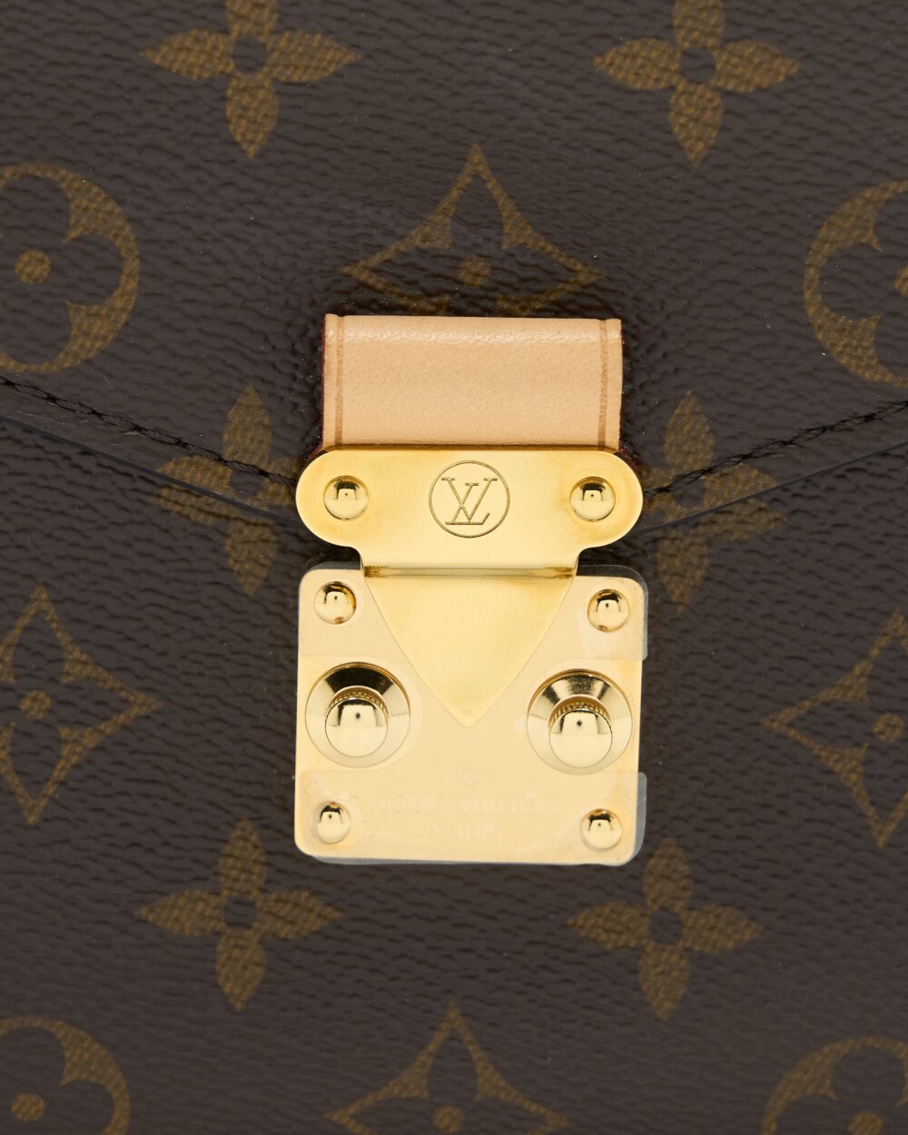 AAA Replica Louis Vuitton LV POCHETTE MÉTIS MONOGRAM CANVAS GHW