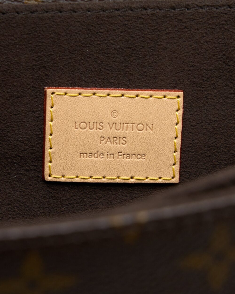 AAA Replica Louis Vuitton LV POCHETTE MÉTIS MONOGRAM CANVAS GHW