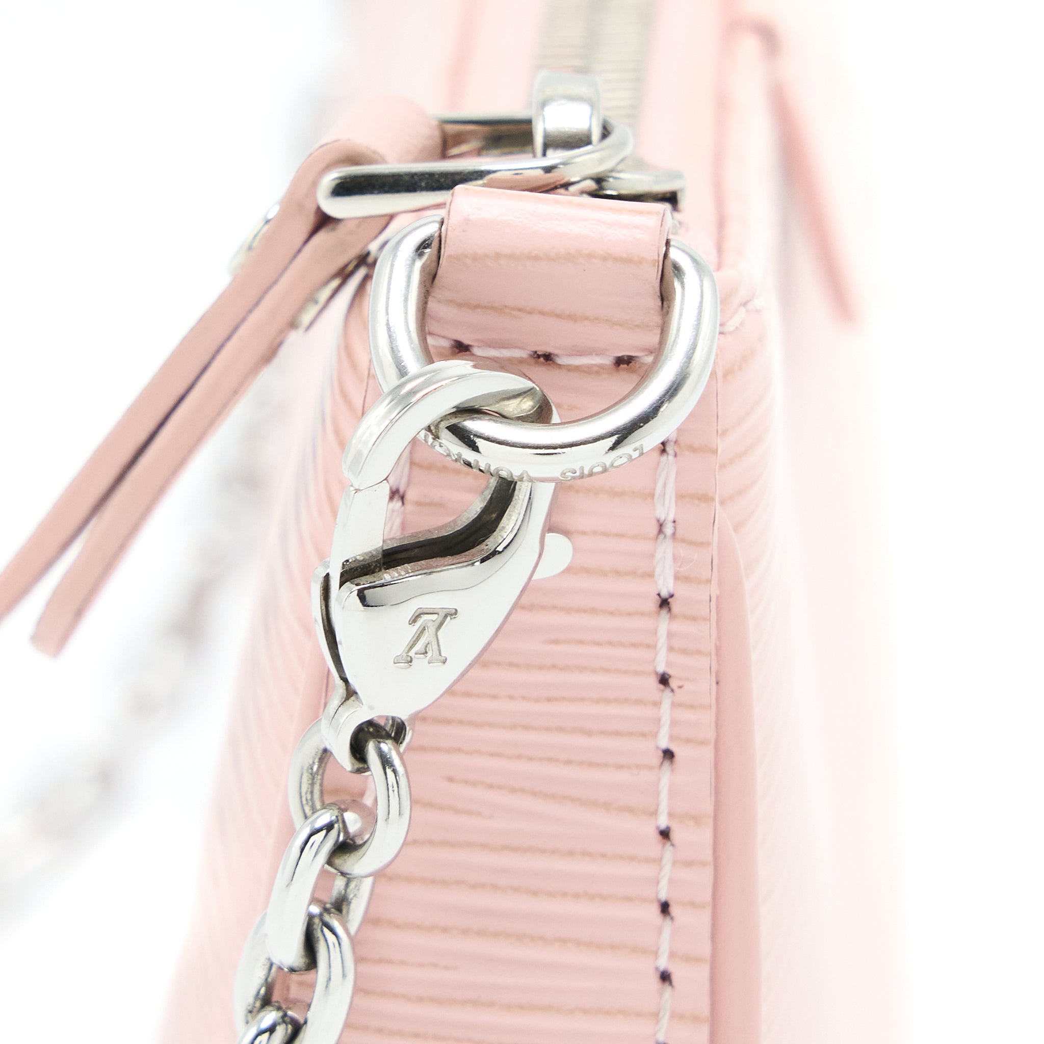 AAA Replica Louis Vuitton LV POCHETTE BAG EPI PINK SHW (NEW VERSION)