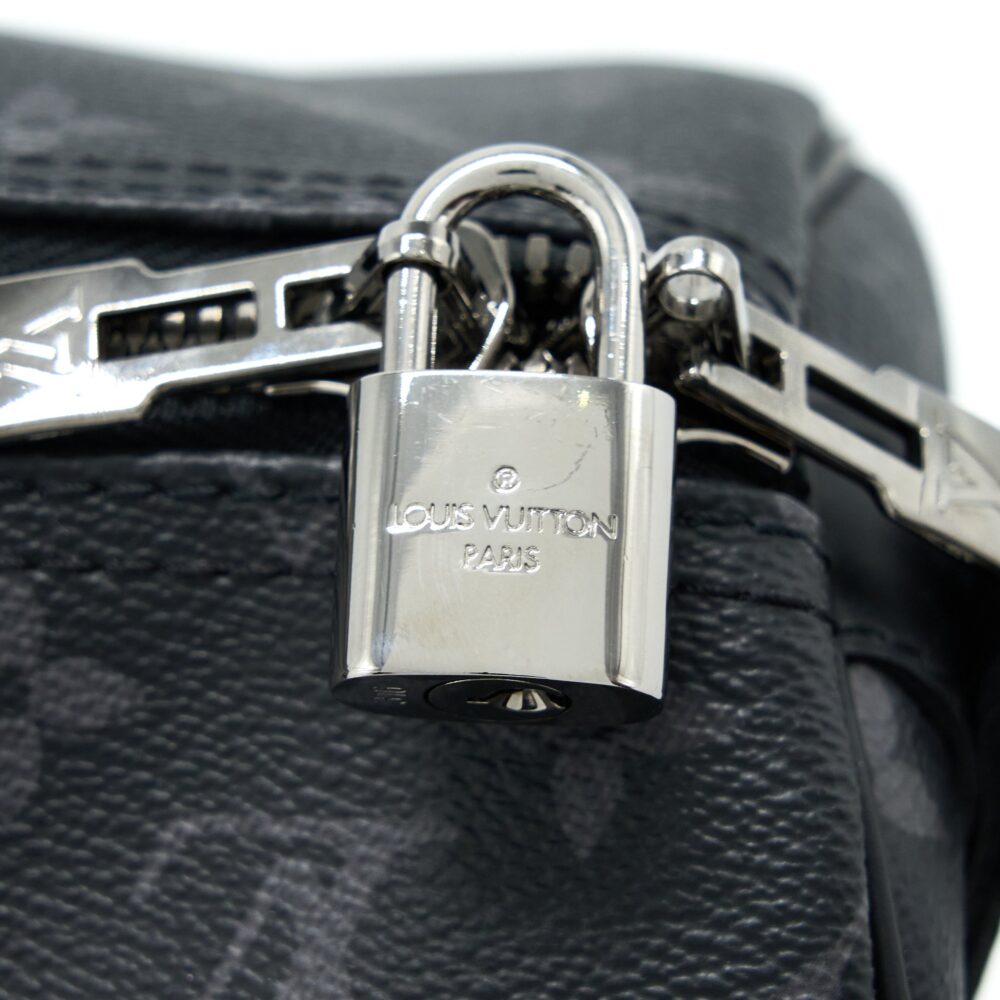 AAA Replica Louis Vuitton LV KEEPALL 55 WITH SHOULDER STRAP MONOGRAM ECLIPSE CANVAS SHW