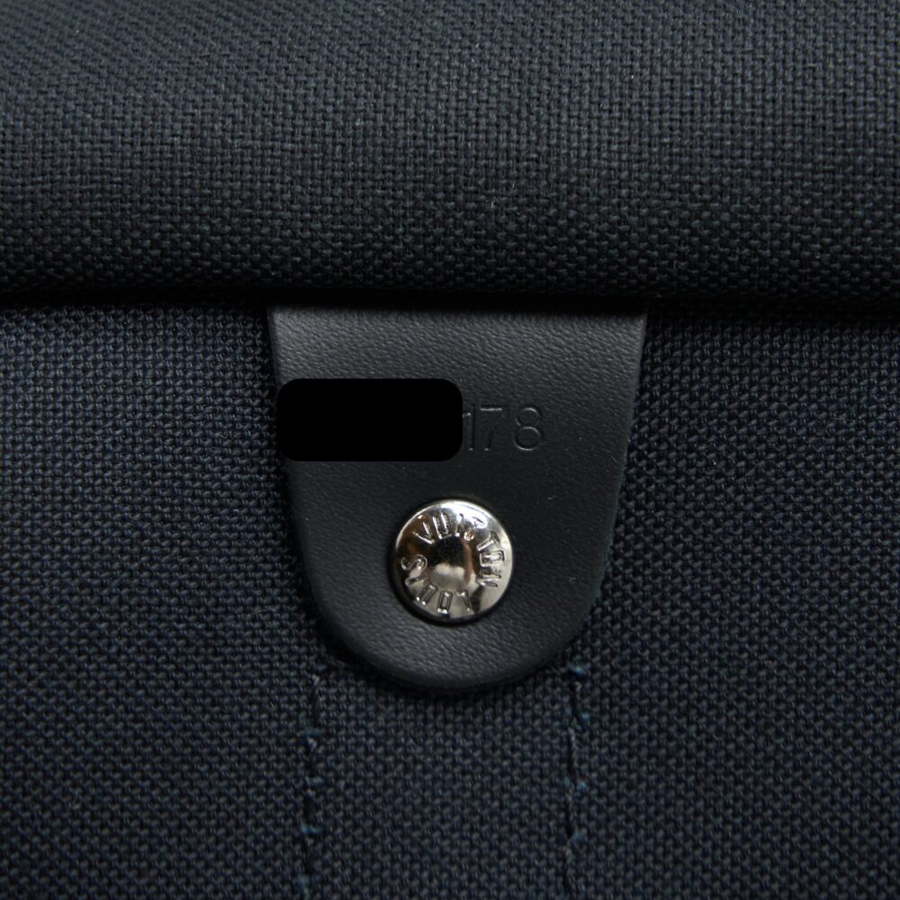 AAA Replica Louis Vuitton LV KEEPALL 55 WITH SHOULDER STRAP MONOGRAM ECLIPSE CANVAS SHW