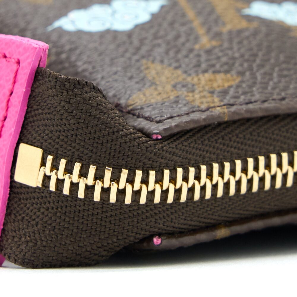AAA Replica Louis Vuitton LV 2022 CHRISTMAS LIMITED MINI POCHETTE ACCESSORIES MONOGRAM CANVAS SEOUL BOUTIQUE GHW
