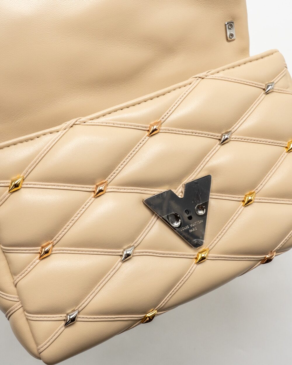 AAA Replica Louis Vuitton LV GO-14 MM LAMBSKIN BEIGE MULTICOLOUR HARDWARE