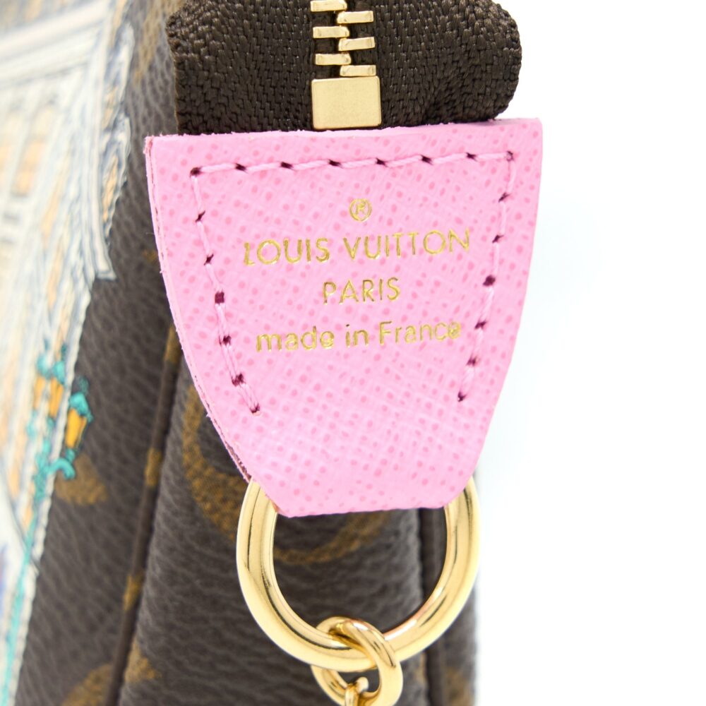 AAA Replica Louis Vuitton LV 2022 CHRISTMAS LIMITED MINI POCHETTE ACCESSORIES MONOGRAM CANVAS PARIS BOUTIQUE GHW