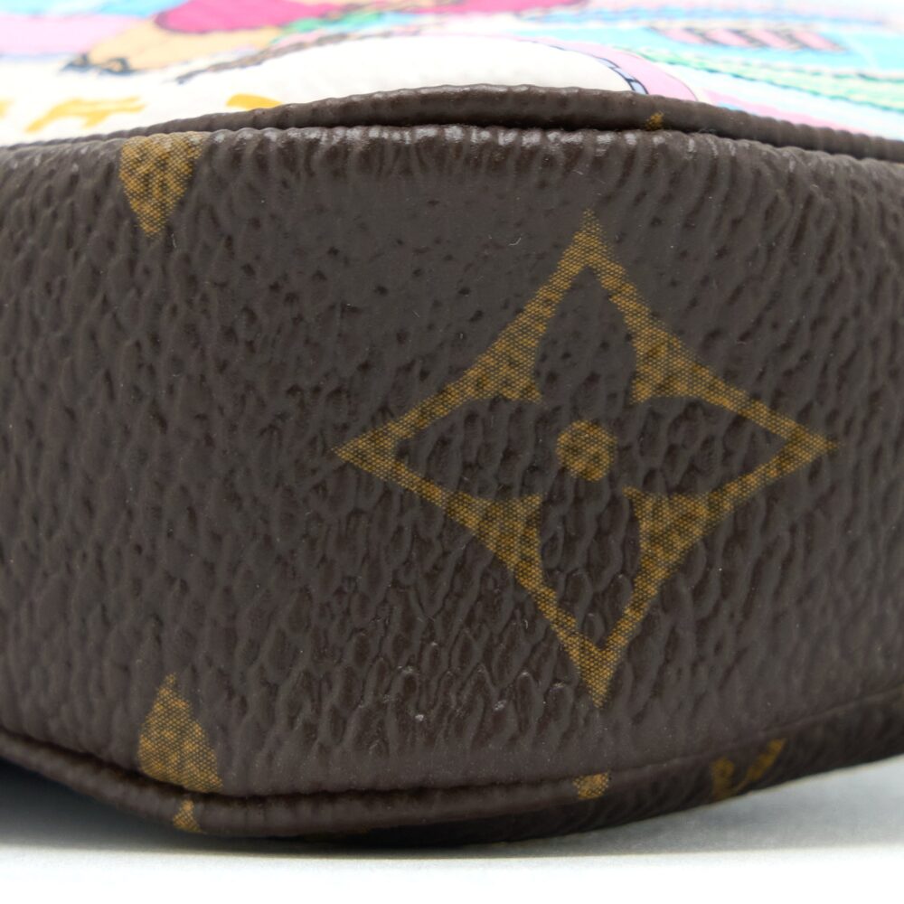 AAA Replica Louis Vuitton LV 2022 CHRISTMAS LIMITED MINI POCHETTE ACCESSORIES MONOGRAM CANVAS TOKYO BOUTIQUE GHW