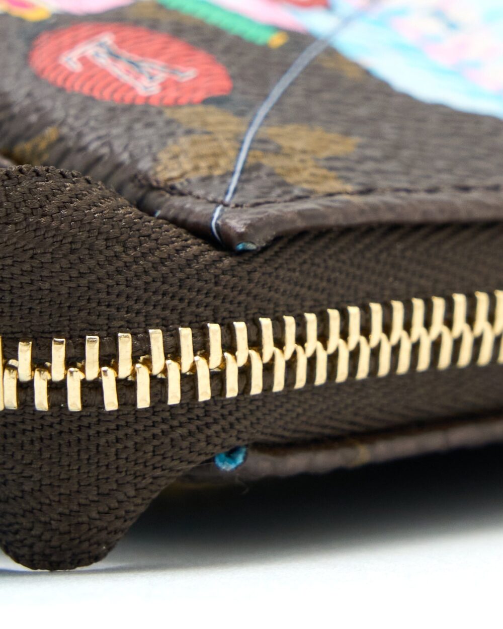 AAA Replica Louis Vuitton LV 2022 CHRISTMAS LIMITED MINI POCHETTE ACCESSORIES MONOGRAM CANVAS TOKYO BOUTIQUE GHW