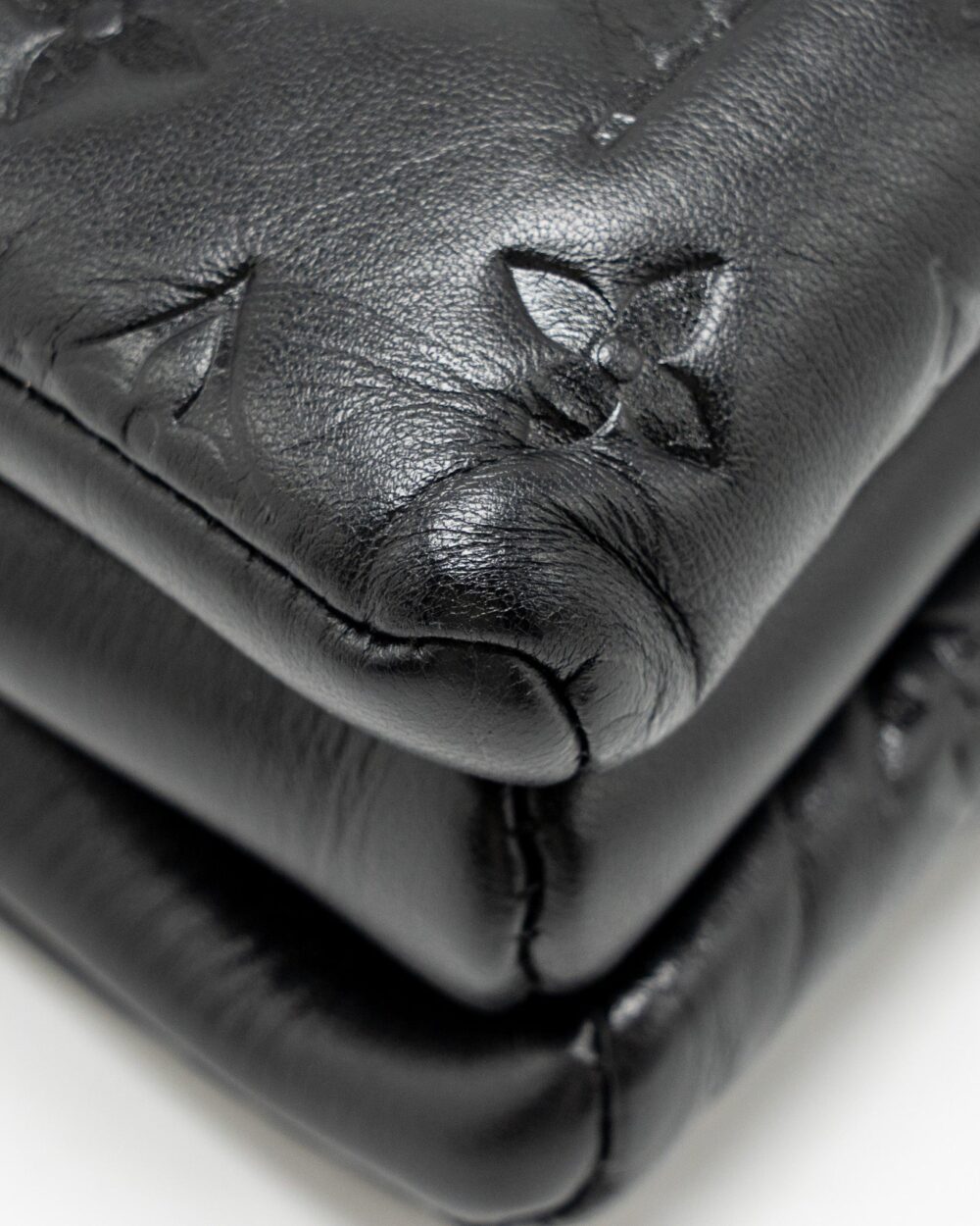 AAA Replica Louis Vuitton LV COUSSIN PM LAMBSKIN BLACK GHW