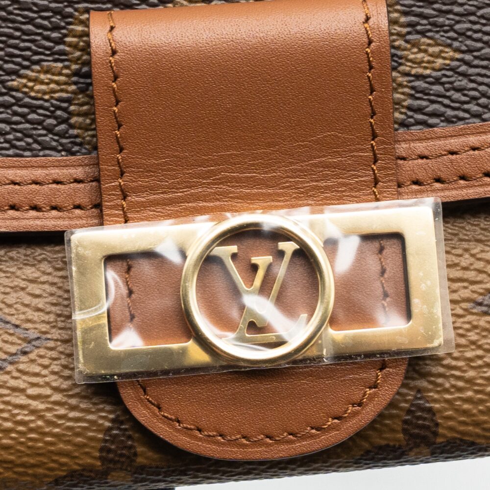 AAA Replica Louis Vuitton LV DAUPHINE COMPACT WALLET MONOGRAM CANVAS GHW