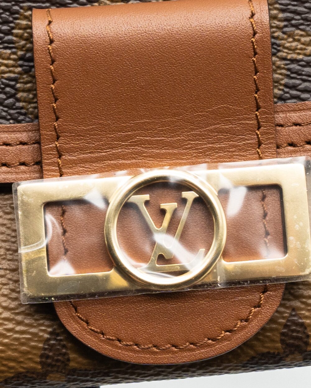 AAA Replica Louis Vuitton LV DAUPHINE COMPACT WALLET MONOGRAM CANVAS GHW