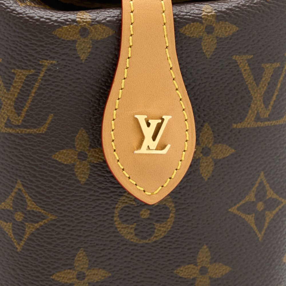 AAA Replica Louis Vuitton LV FOLD ME POUCH MONOGRAM CANVAS GHW