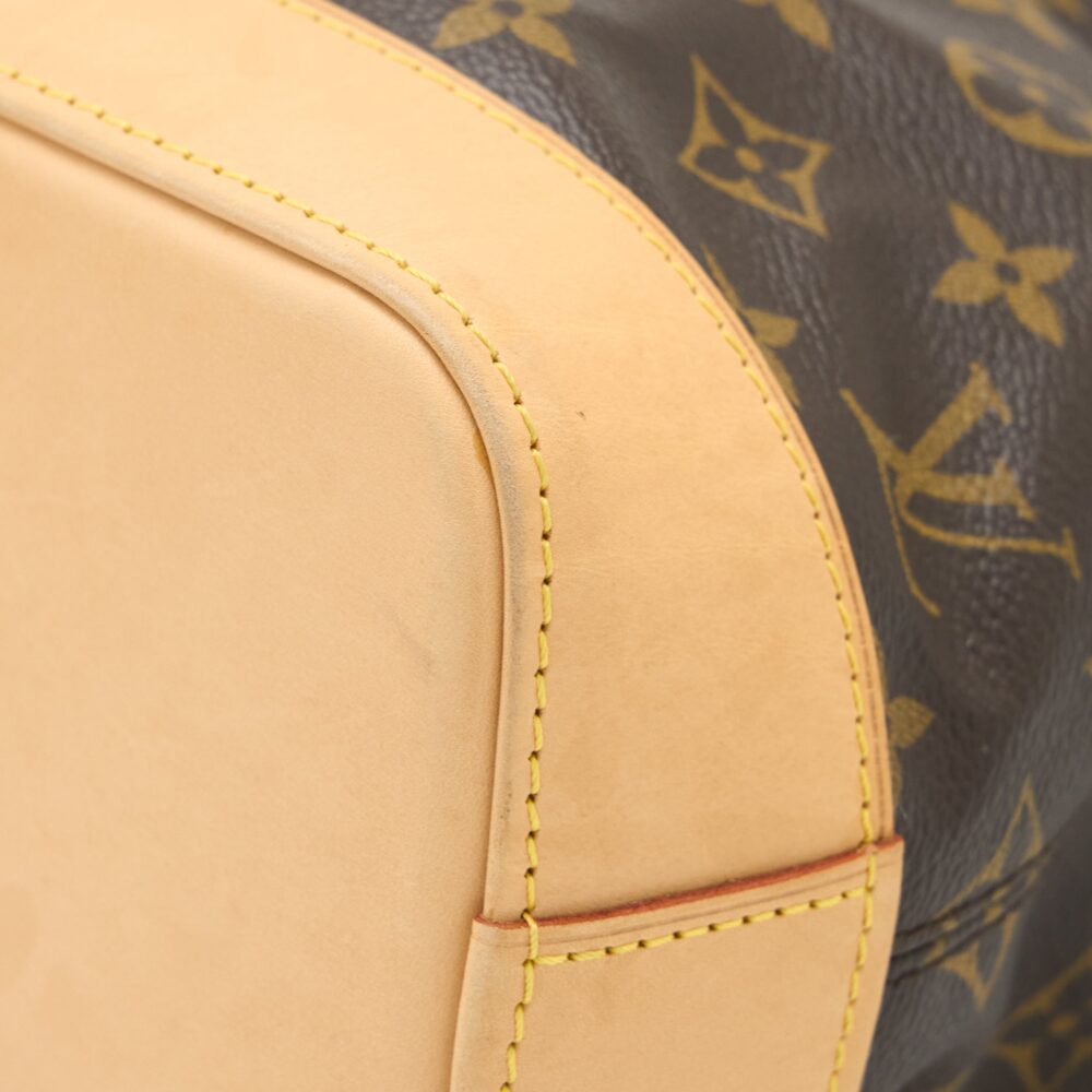 AAA Replica Louis Vuitton LV LOCKIT HORIZONTAL MONOGRAM CANVAS GHW