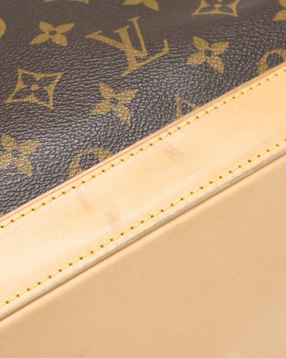 AAA Replica Louis Vuitton LV LOCKIT HORIZONTAL MONOGRAM CANVAS GHW