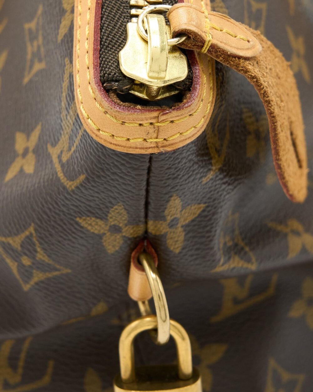 AAA Replica Louis Vuitton LV LOCKIT HORIZONTAL MONOGRAM CANVAS GHW