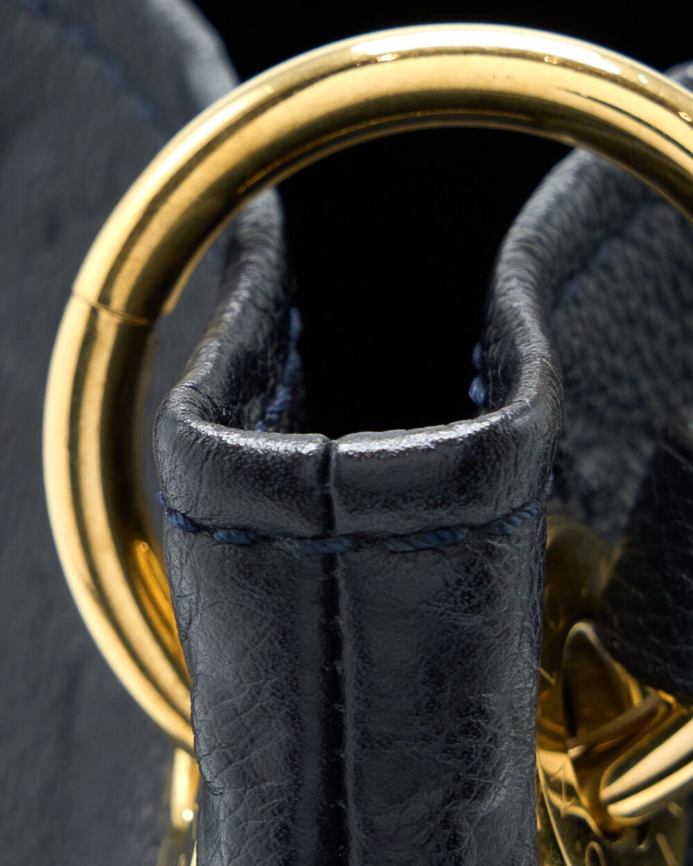 AAA Replica Louis Vuitton LV ARTSY MM EMPREINTE BLACK GHW