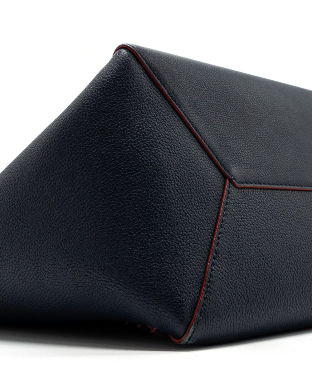 AAA Replica Louis Vuitton LV LOCK ME TOTE BAG CALFSKIN NAVY SHW